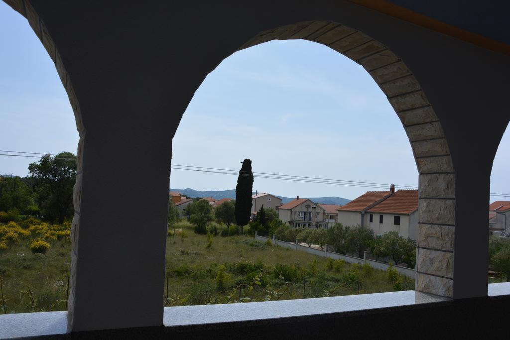 Apartments Petar & Anka Biograd Na Moru Exterior foto